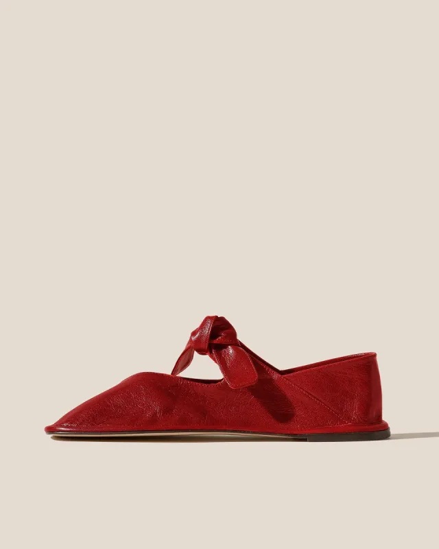 LLASADA SUPPLE SHINY - Front-Knot Pump sold by Hereu Studio