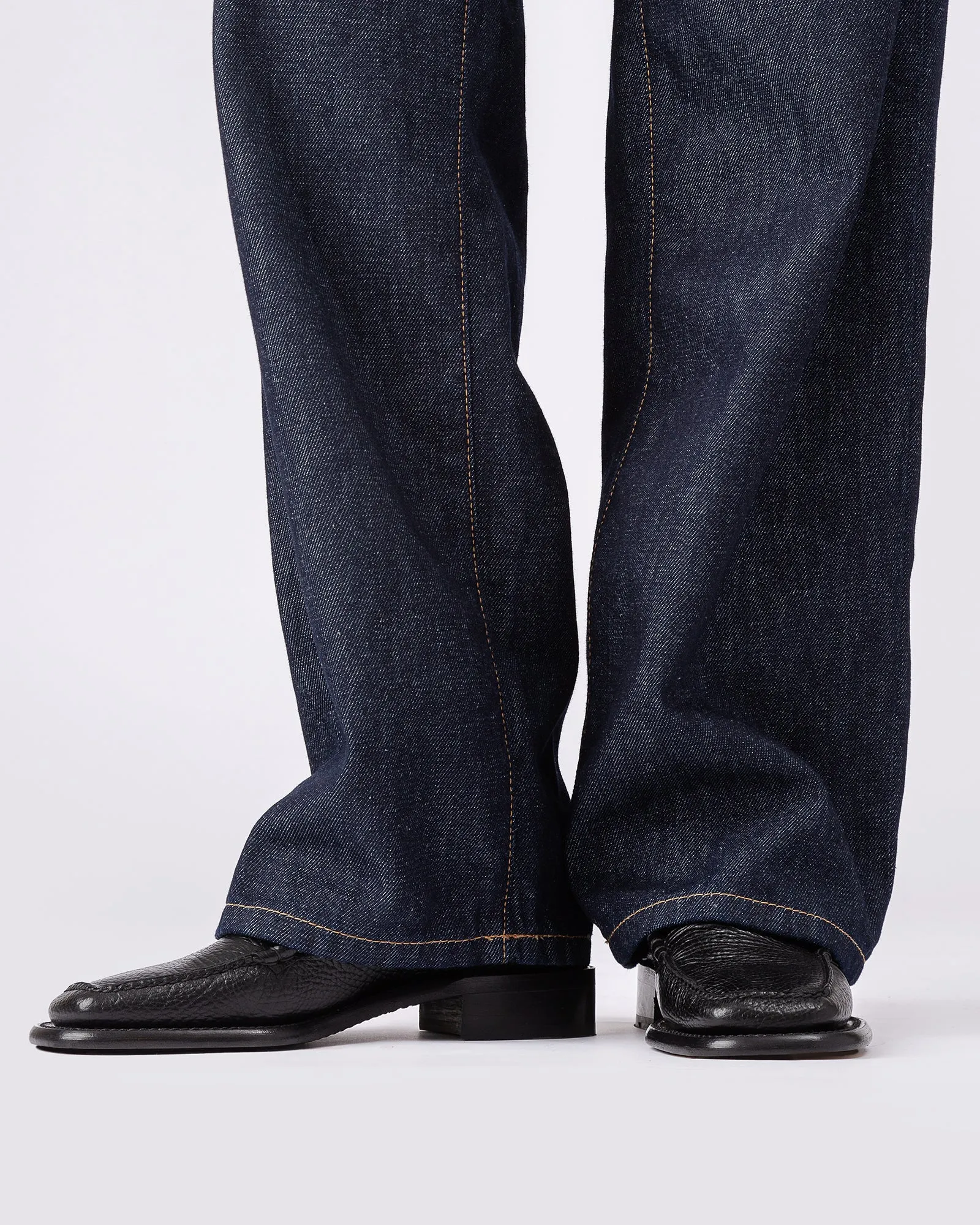 QUADRA GRAINY - Square-Toe Low Calf Zipped Boot sold by Hereu Studio product image thumbnail 5