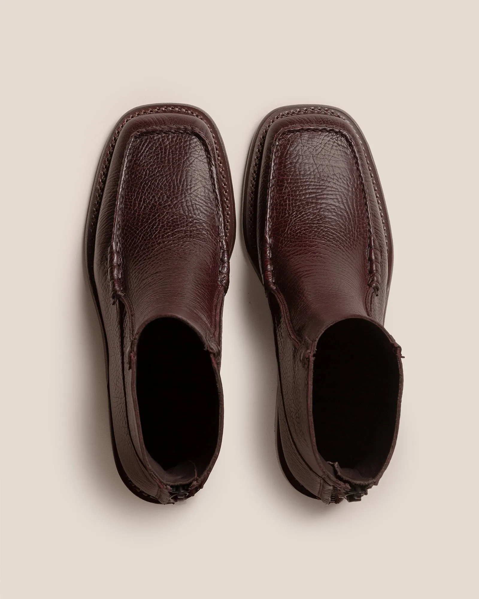 QUADRA GRAINY - Square-Toe Low Calf Zipped Boot sold by Hereu Studio product image thumbnail 2