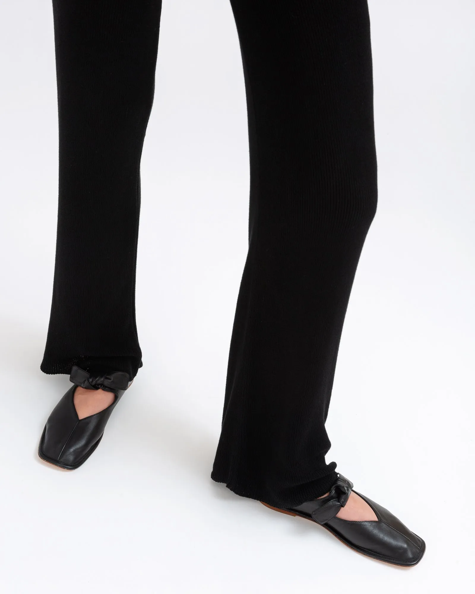 LLASADA - Front-Knot Pump sold by Hereu Studio product image thumbnail 5