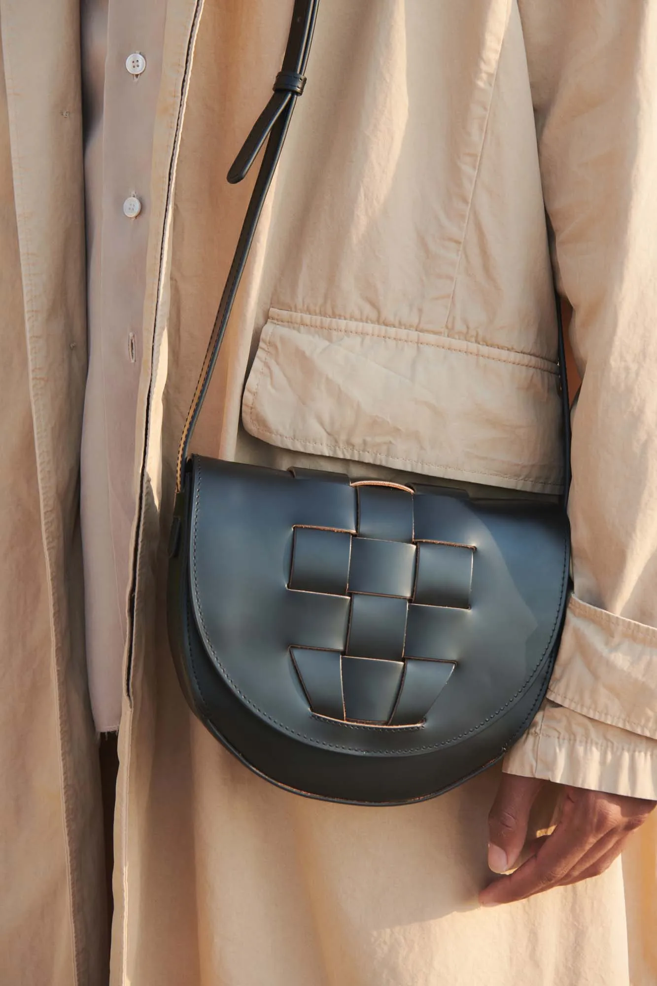 SINIA - Satchel Interwoven Front Detail Bag sold by Hereu Studio product image thumbnail 5