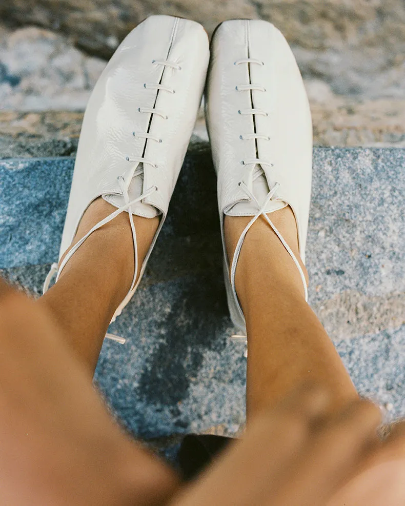 PLEGADA CRINKLED GLOSSY - Deconstructed Lace-up Shoe sold by Hereu Studio product image thumbnail 2