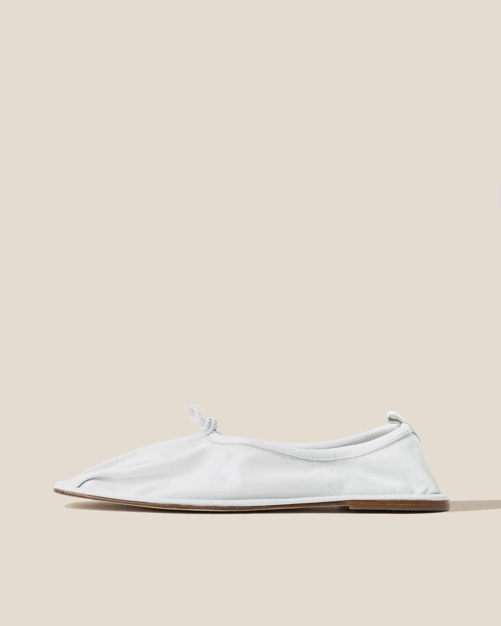 PUNTERA - Pleated-Toe Pump sold by Hereu Studio