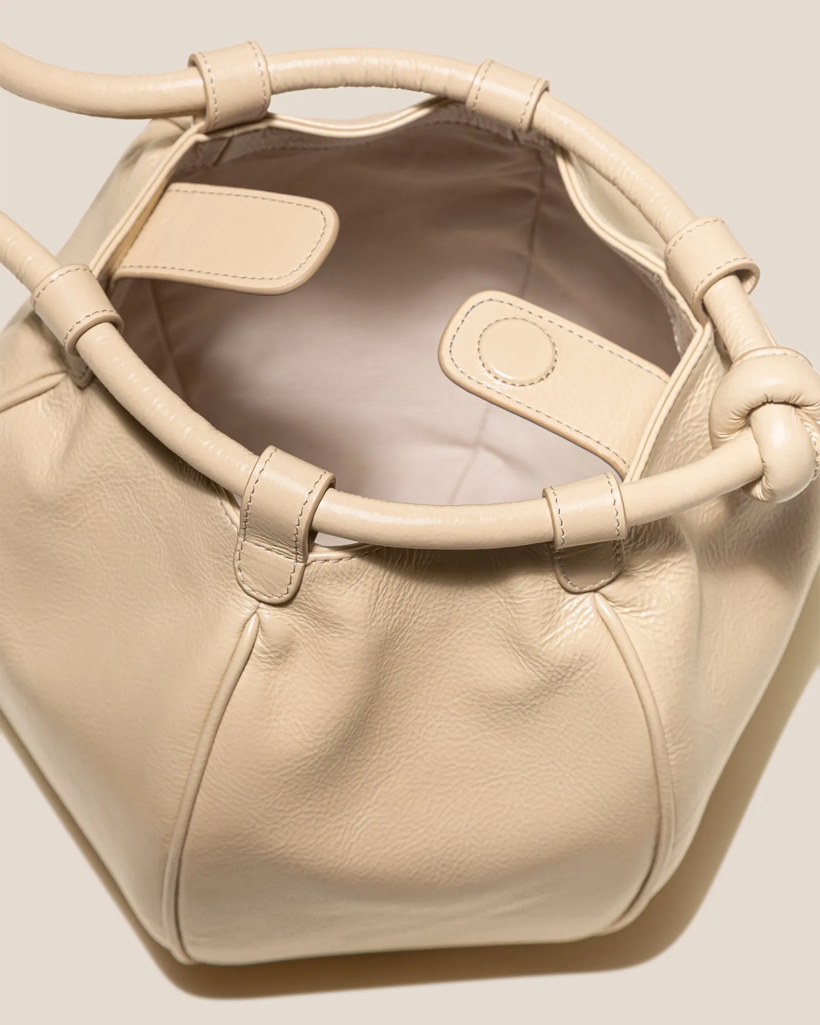 GLOBUL DISTRESSED - Balloon-Shaped Shoulder Bag sold by Hereu Studio product image thumbnail 3