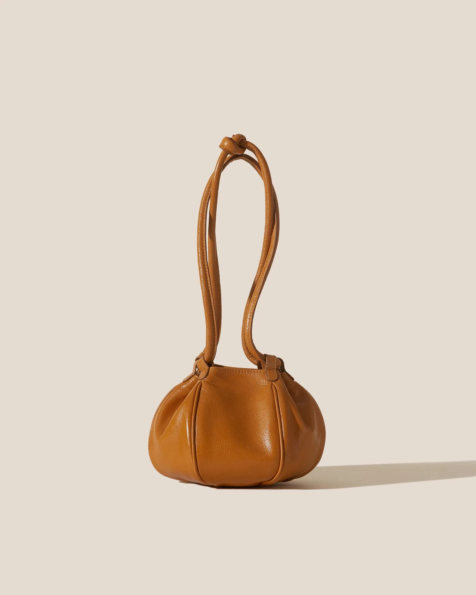 GLOBUL MINI SUPPLE SHINY - Balloon-Shaped Crossbody Bag sold by Hereu Studio