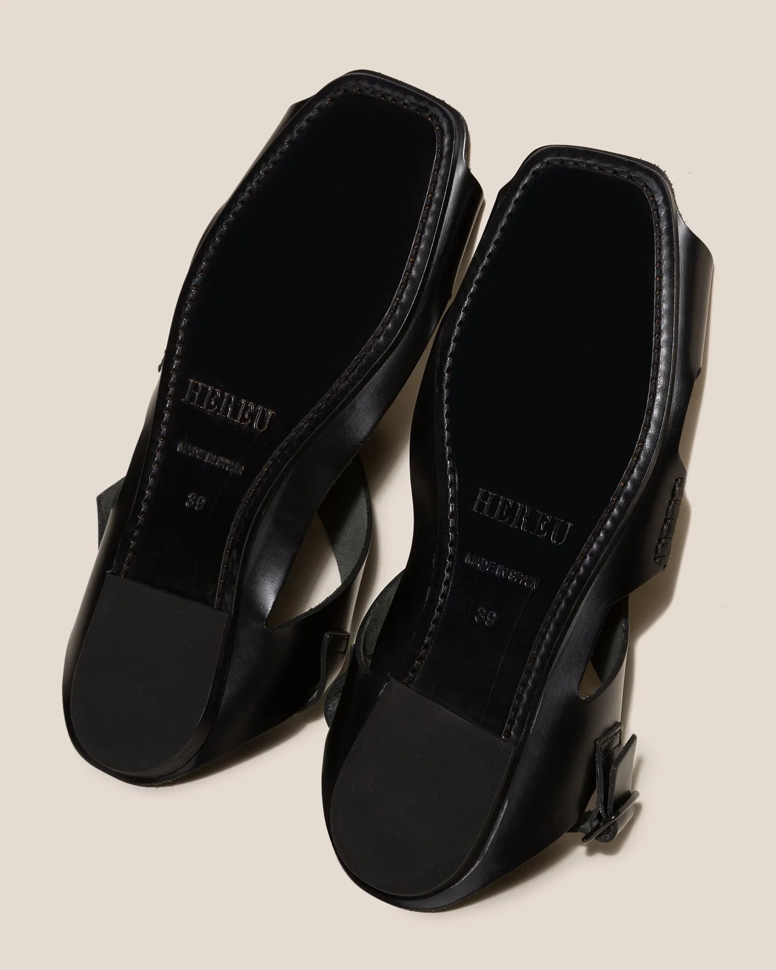 SUSET - Flat Asymmetrical Sandal sold by Hereu Studio product image thumbnail 4