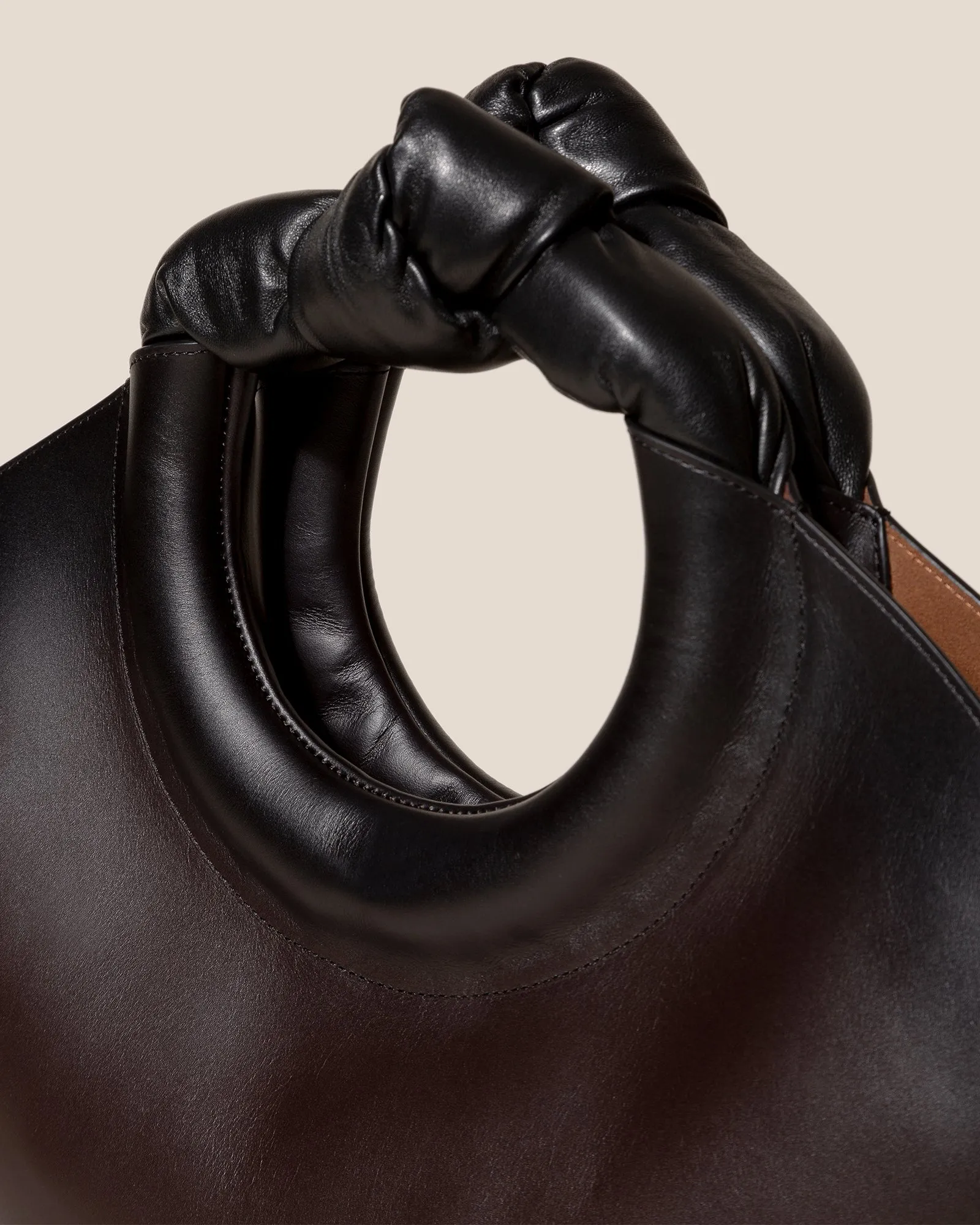 CASTELL AIRBRUSHED - Knotted-handle Leather Tote Bag sold by Hereu Studio product image thumbnail 2