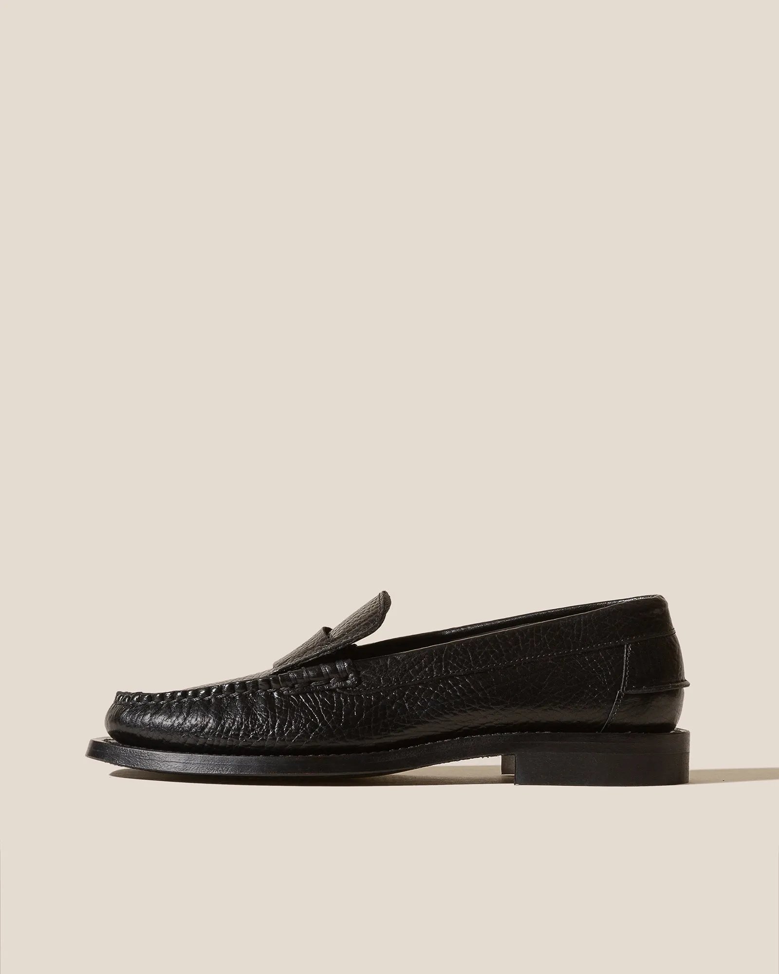 SINEU GRAINY - Interlaced-detail Slip-on Loafer sold by Hereu Studio