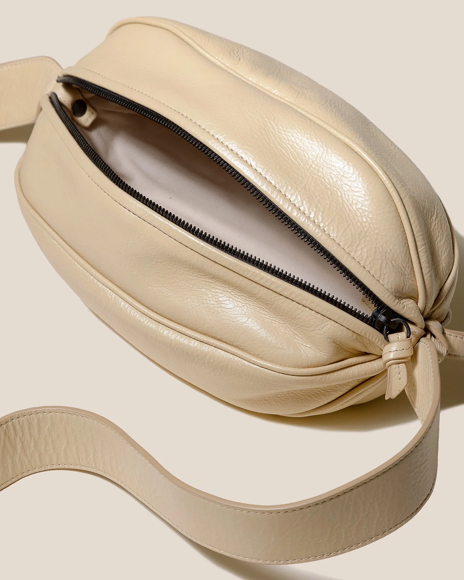 BOYA L DISTRESSED - Ball-Shaped Crossbody Bag sold by Hereu Studio product image thumbnail 3