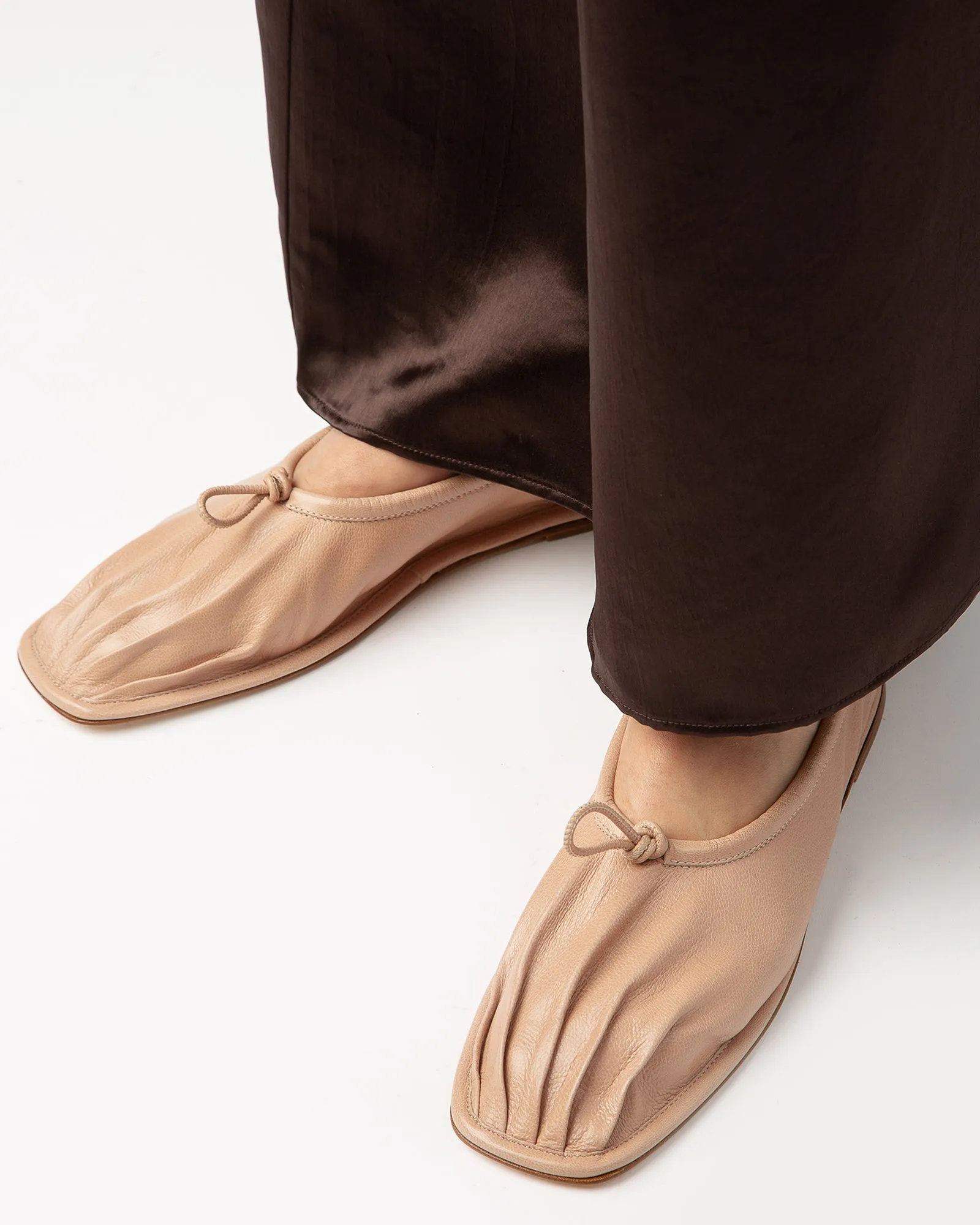 PUNTERA SUPPLE SHINY - Pleated-Toe Pump sold by Hereu Studio product image thumbnail 5