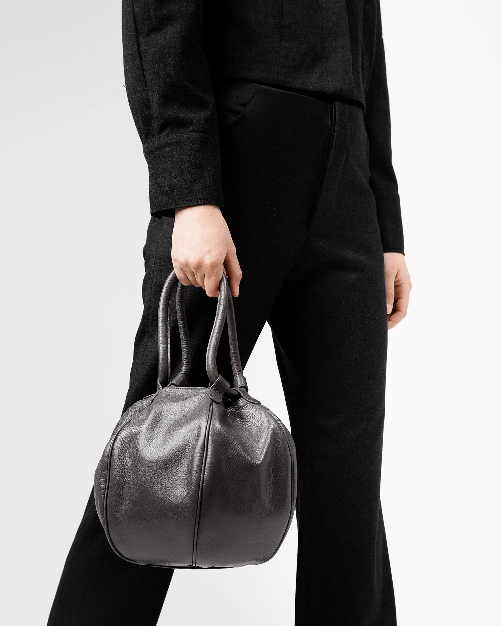 GLOBUL DISTRESSED - Balloon-Shaped Shoulder Bag sold by Hereu Studio product image thumbnail 2