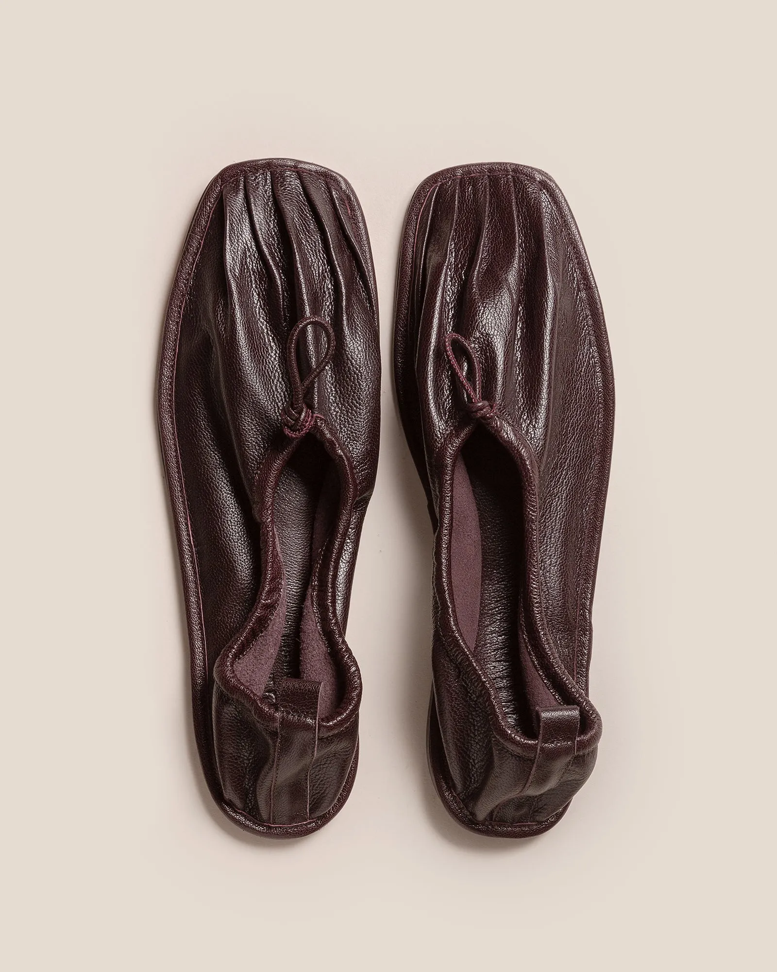 PUNTERA SUPPLE SHINY - Pleated-Toe Pump sold by Hereu Studio product image thumbnail 3