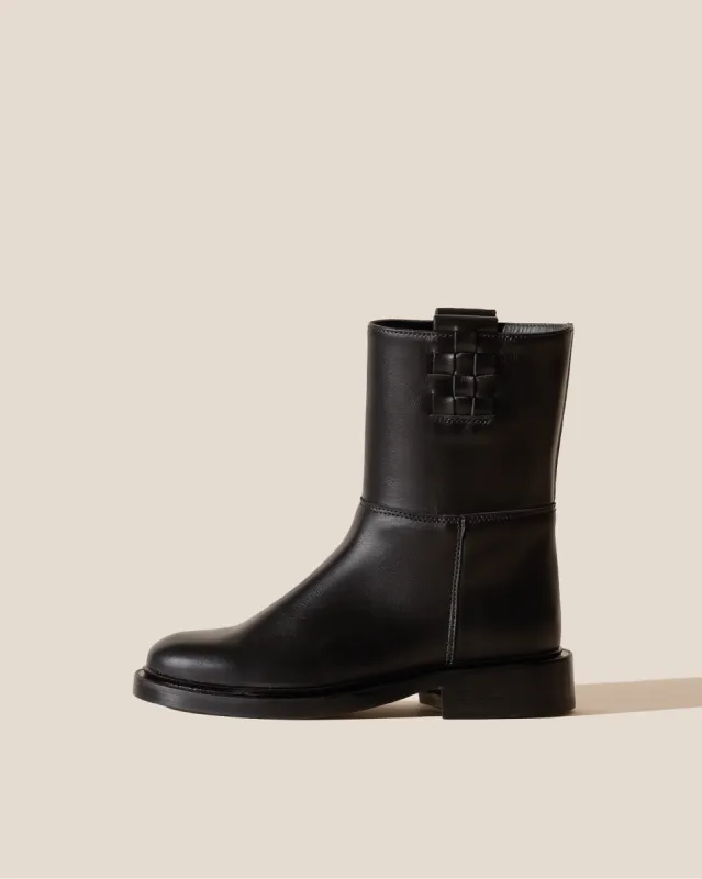 ANELLA LOW - Interwoven Detailed Pull-On Boot sold by Hereu Studio