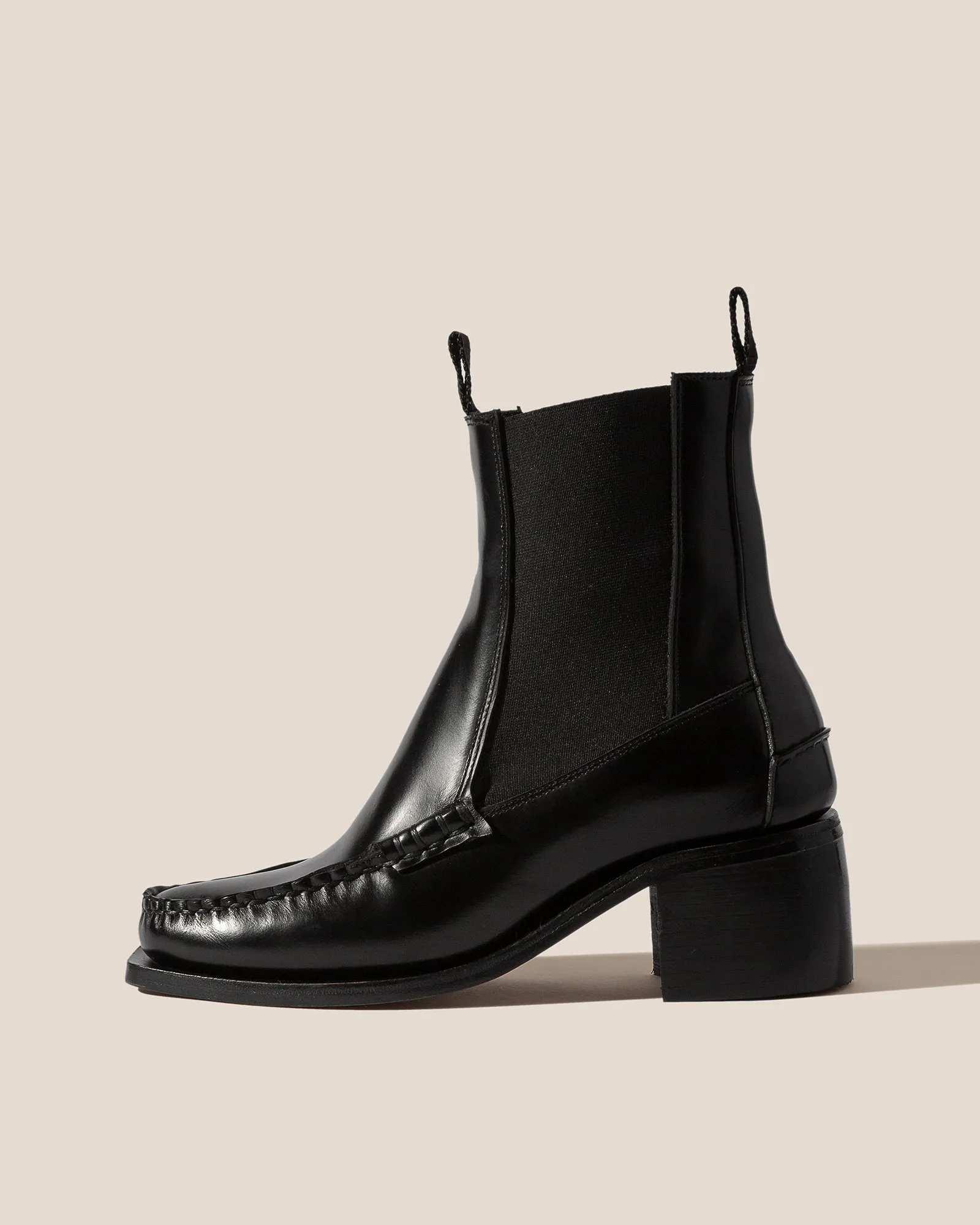 ALDA HEELED - Low-calf Chelsea Boot sold by Hereu Studio