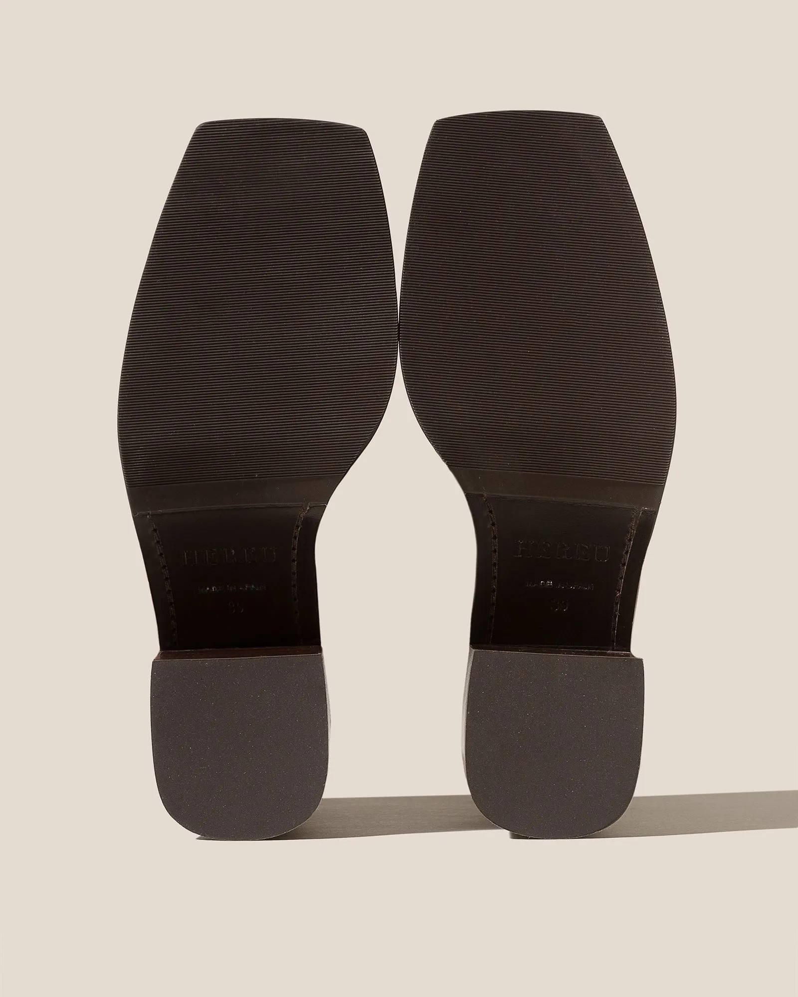 GALIDA VEG-TAN - Heeled Chelsea Boot sold by Hereu Studio product image thumbnail 5