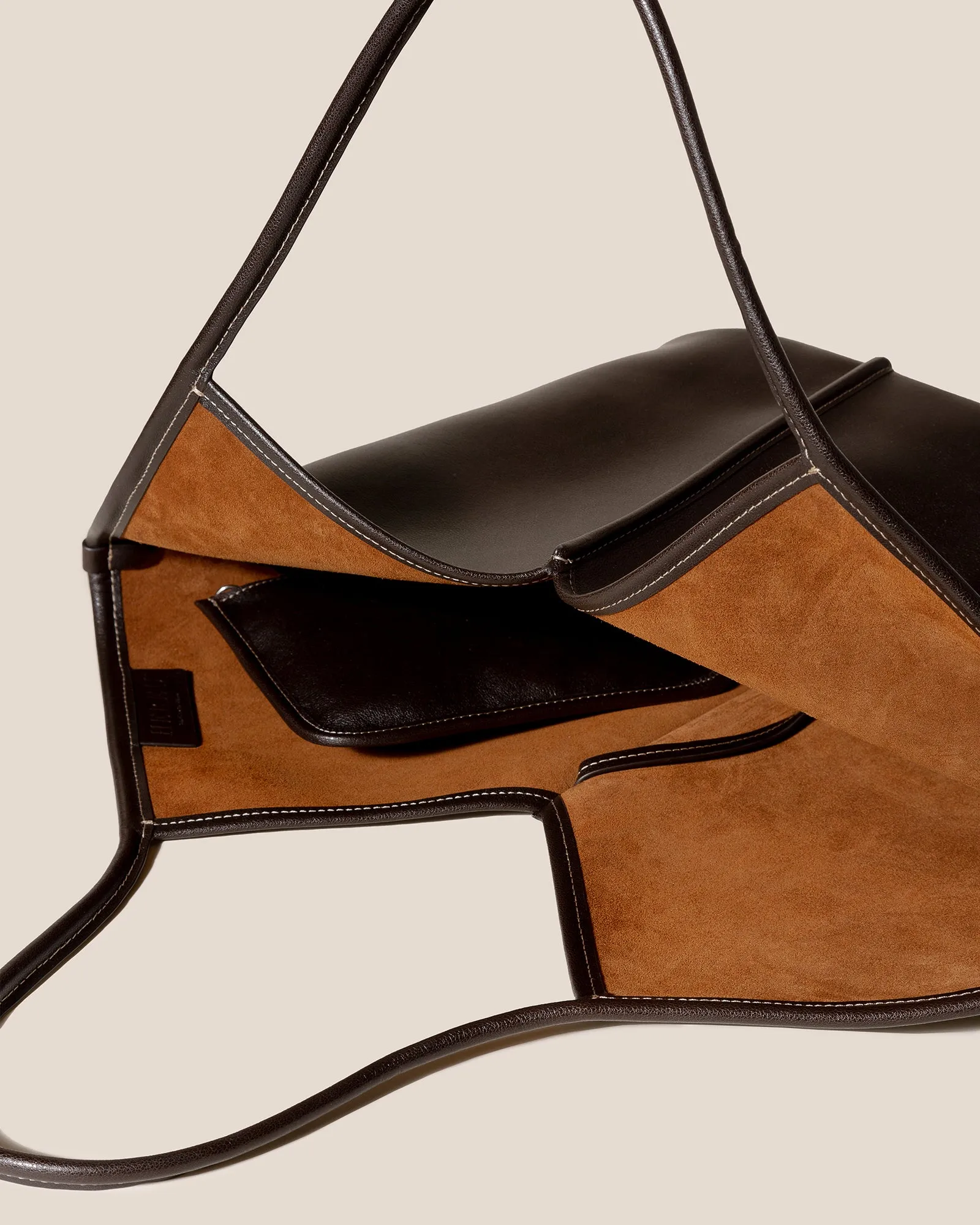 CALELLA LEATHER - Leather Tote Bag sold by Hereu Studio product image thumbnail 3