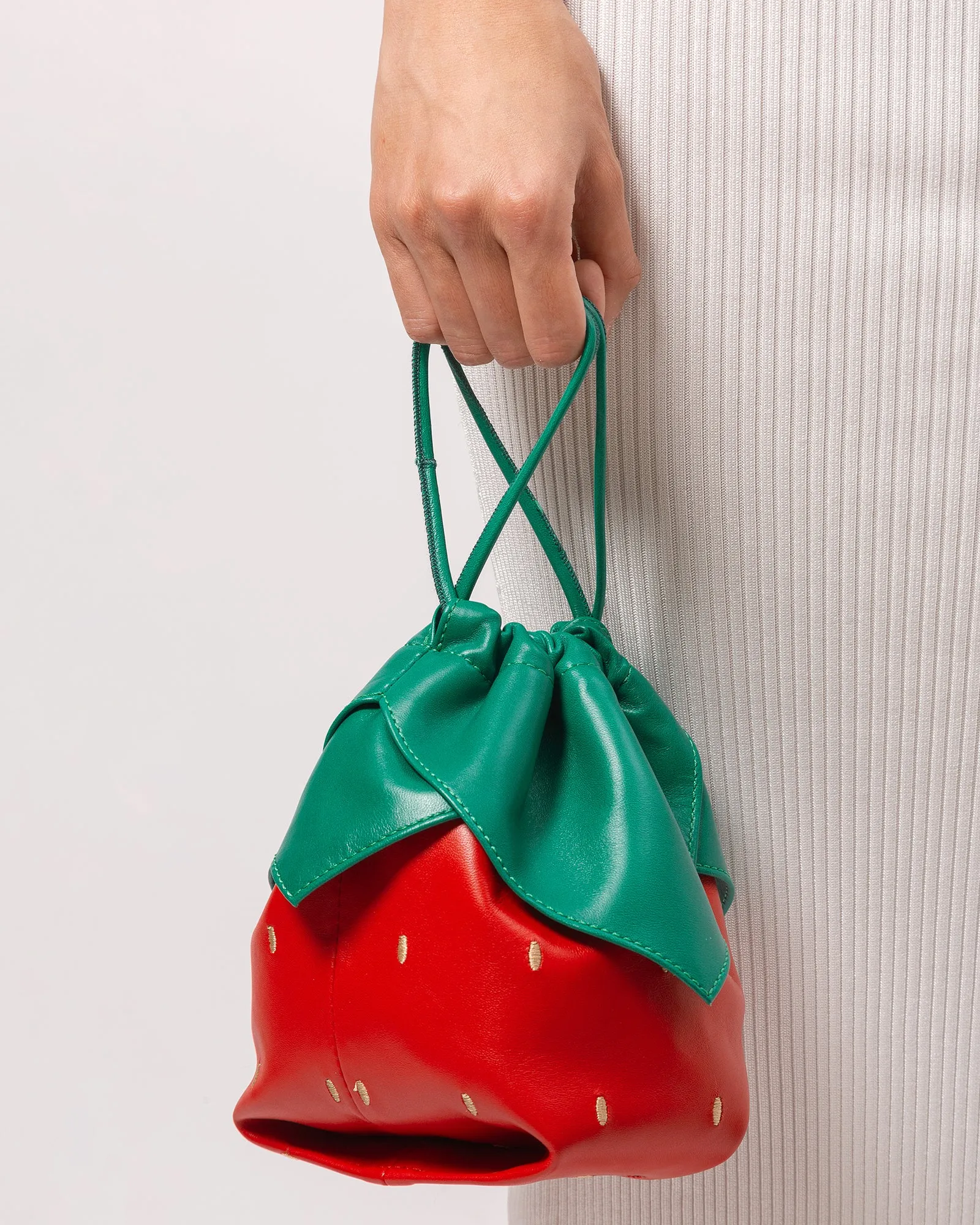 DUIXA - Strawberry-Shaped Leather Drawstring Bag sold by Hereu Studio product image thumbnail 5