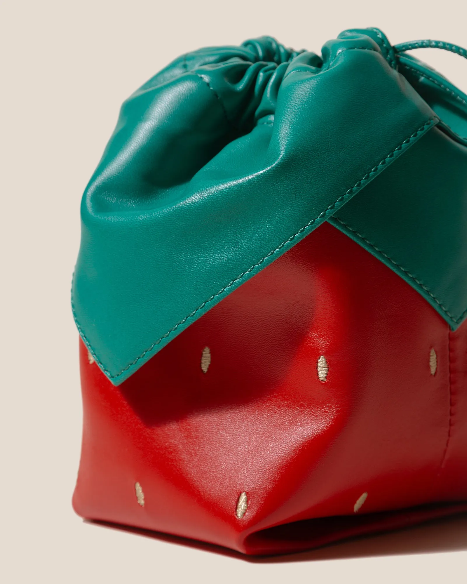 DUIXA - Strawberry-Shaped Leather Drawstring Bag sold by Hereu Studio product image thumbnail 2