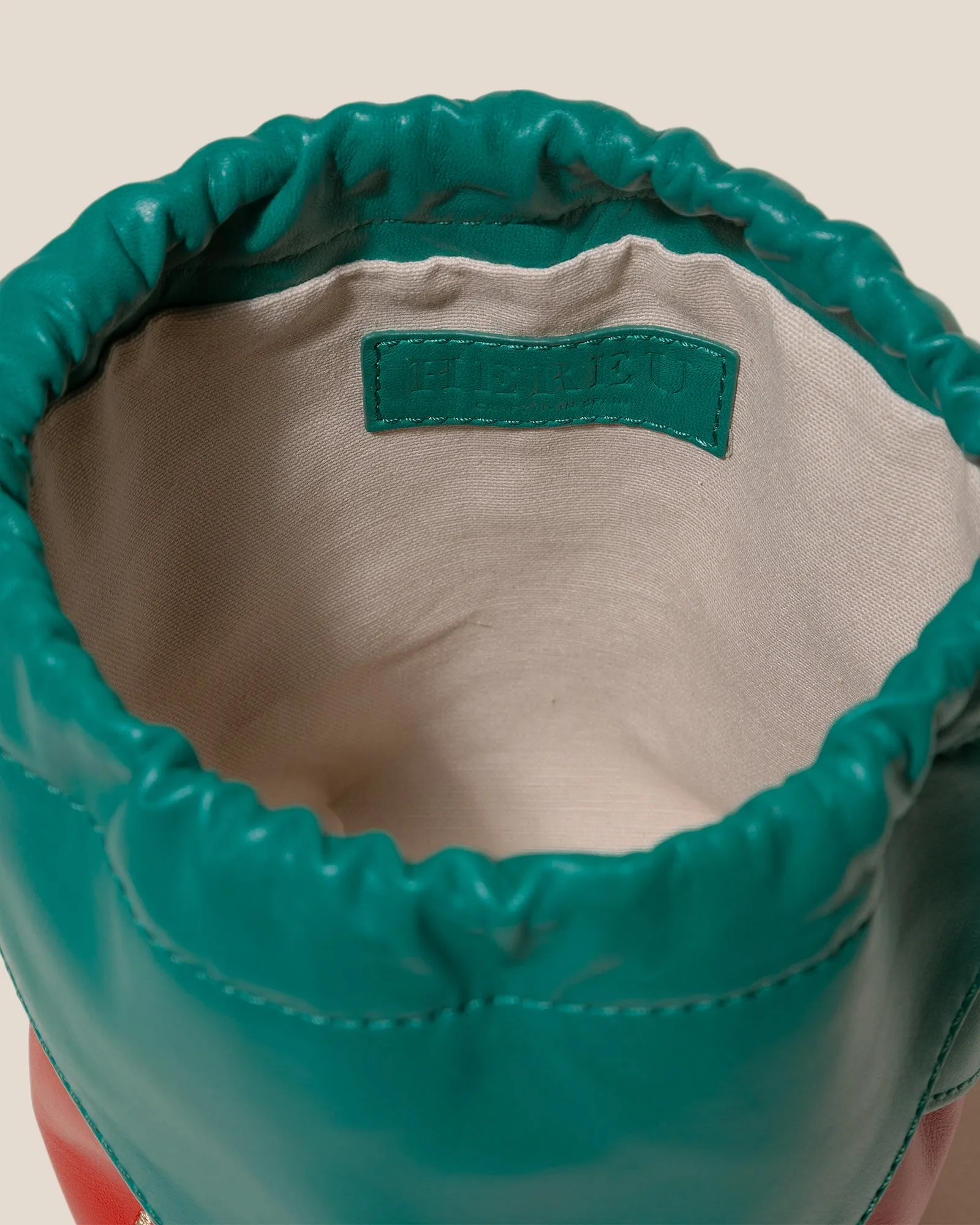 DUIXA - Strawberry-Shaped Leather Drawstring Bag sold by Hereu Studio product image thumbnail 3