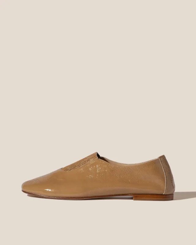 CAOMA CRINKLED GLOSSY - Elasticated Slip-on Shoe sold by Hereu Studio