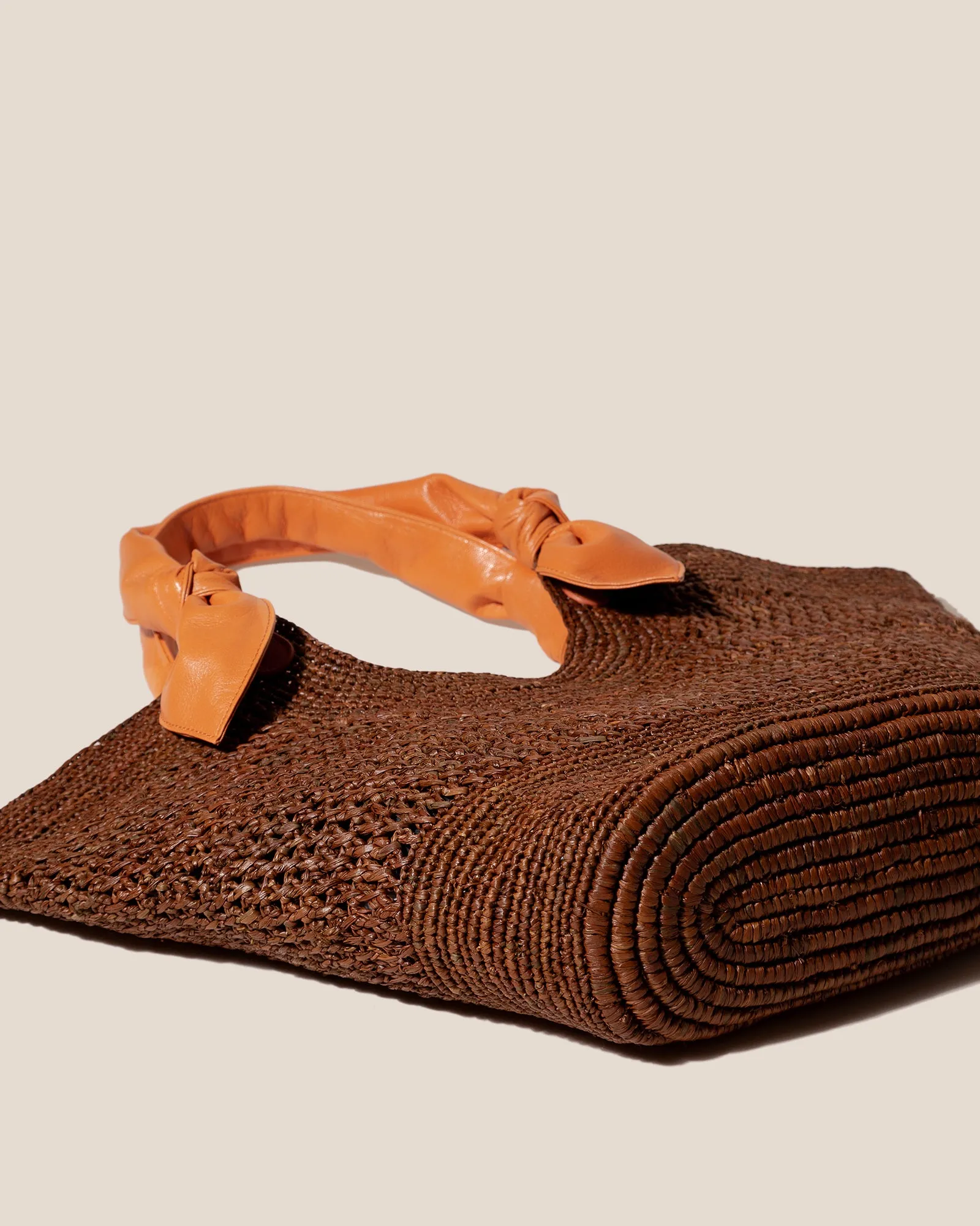 FONOL - Crocheted Raffia Basket sold by Hereu Studio product image thumbnail 4