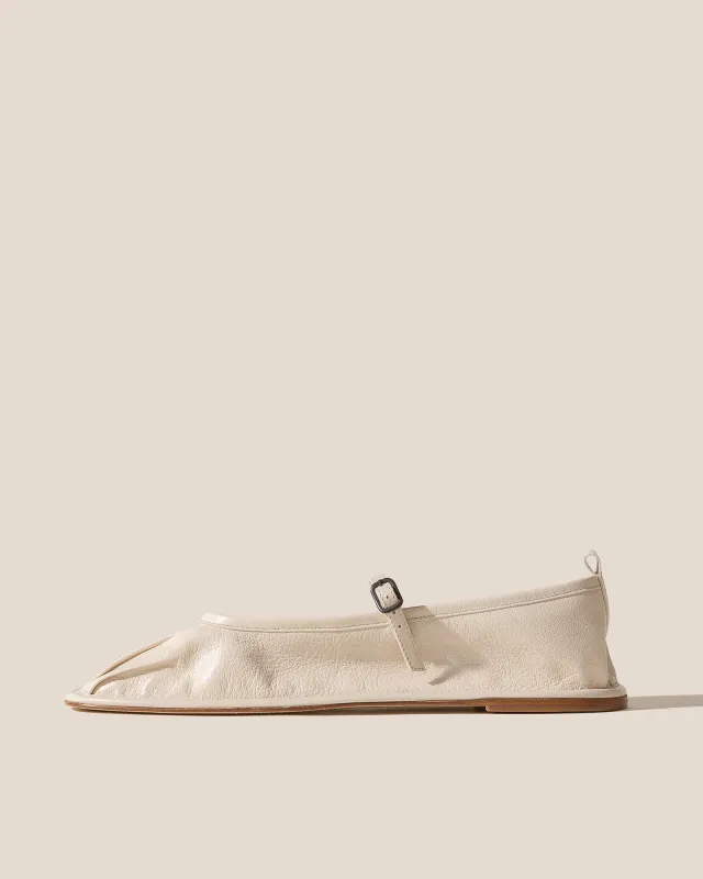 DANSA SUPPLE SHINY - Pleated-Toe Mary Jane Pump sold by Hereu Studio