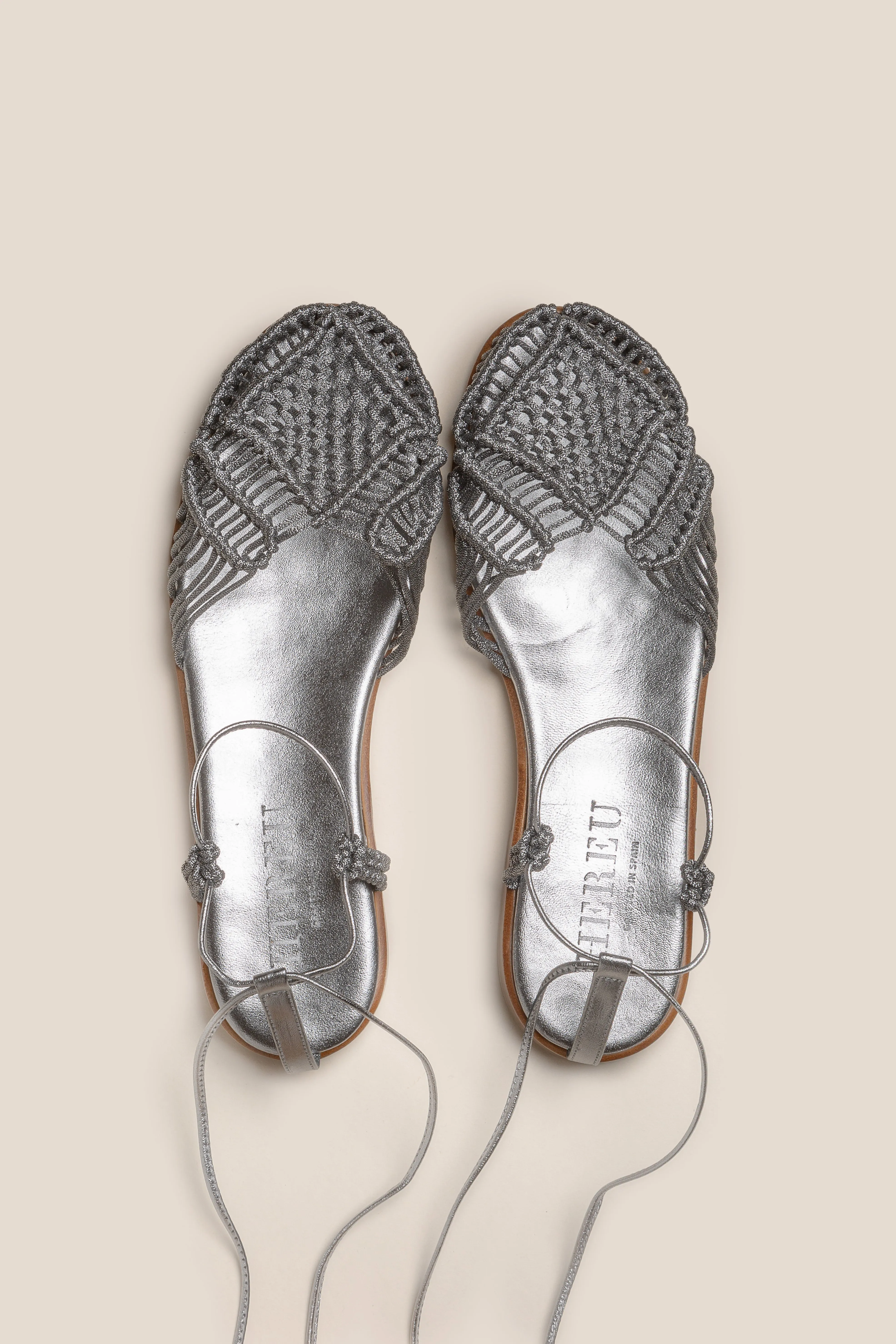 ALIGA METALLIC - Round-Toe Knotted Sandal | Parallel