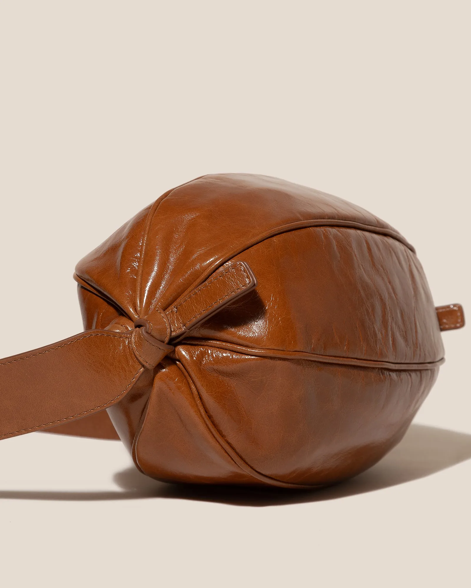 BOYA L DISTRESSED - Ball-Shaped Crossbody Bag sold by Hereu Studio product image thumbnail 5