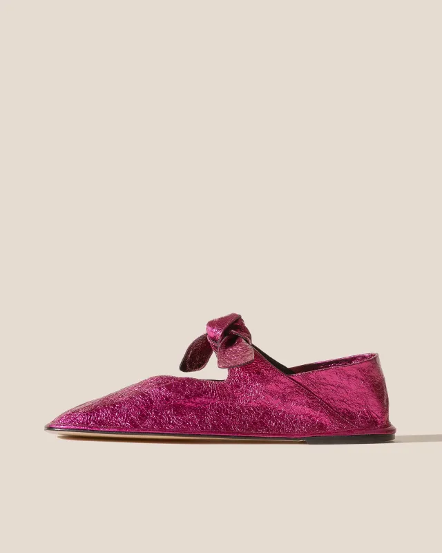 LLASADA CRINKLED METALLIC - Front-Knot Pump sold by Hereu Studio