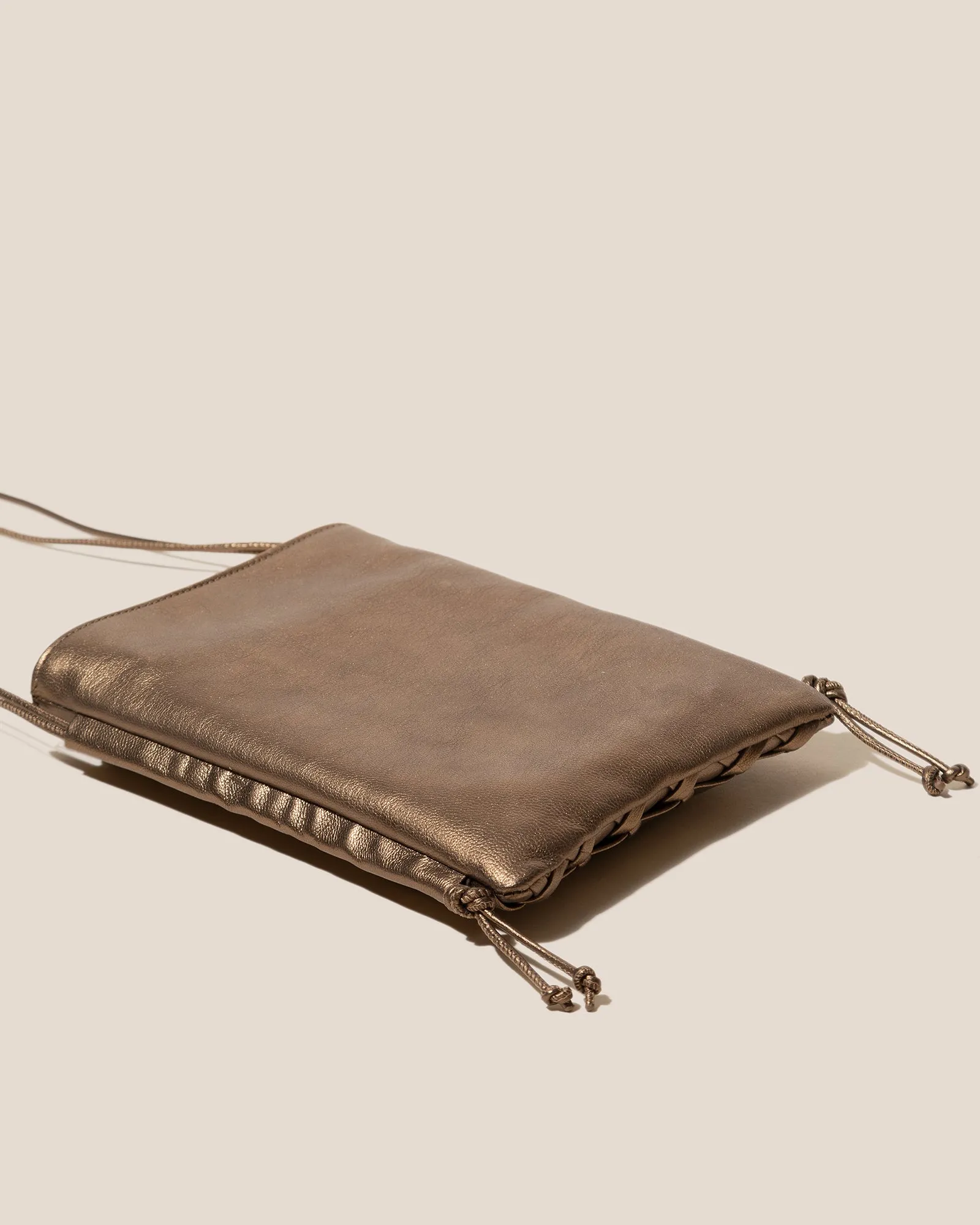 TRENA METALLIC - Flat Square Crossbody Bag sold by Hereu Studio product image thumbnail 4