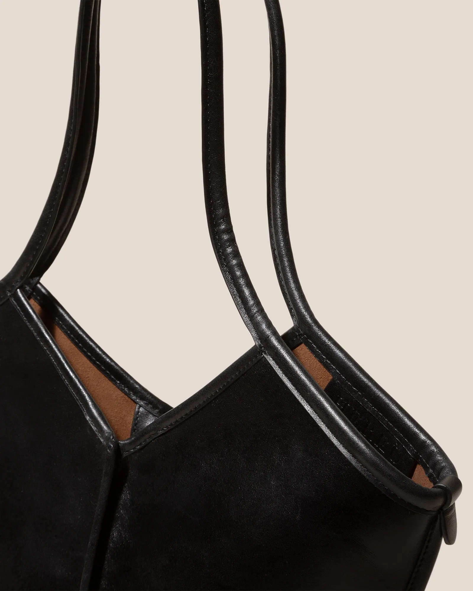 CALELLA S - Leather Tote Bag sold by Hereu Studio product image thumbnail 2