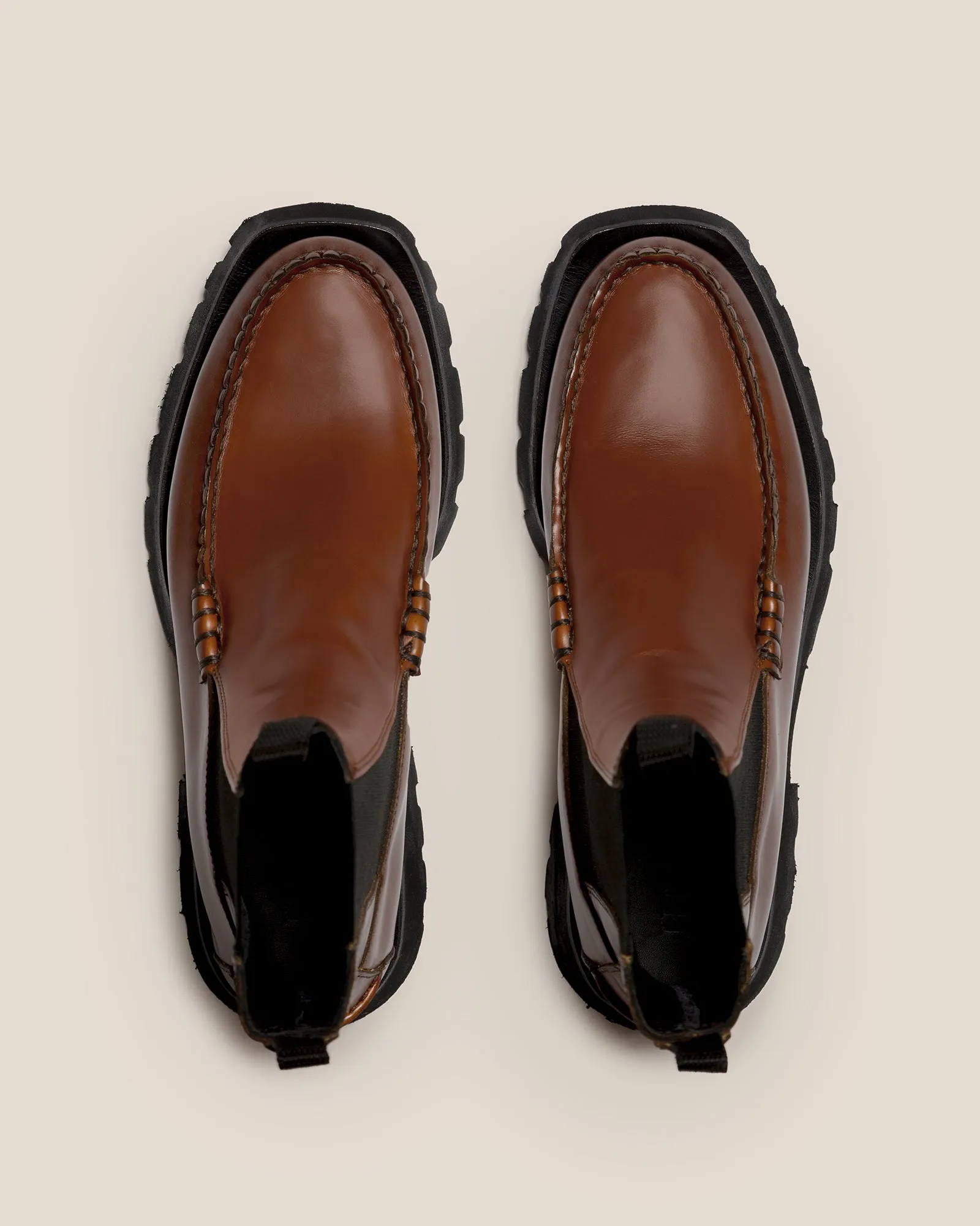 ALDA SPORT - FOR ALL - Low-calf Chelsea Boot sold by Hereu Studio product image thumbnail 4