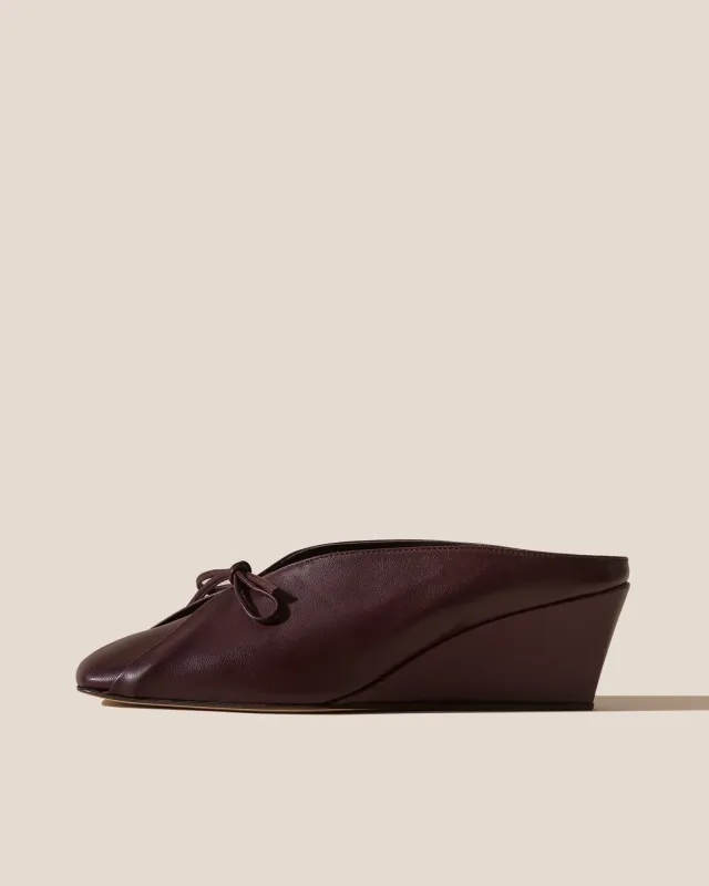 RESSO - Bow-Detail Wedged Mule made by Hereu Studio
