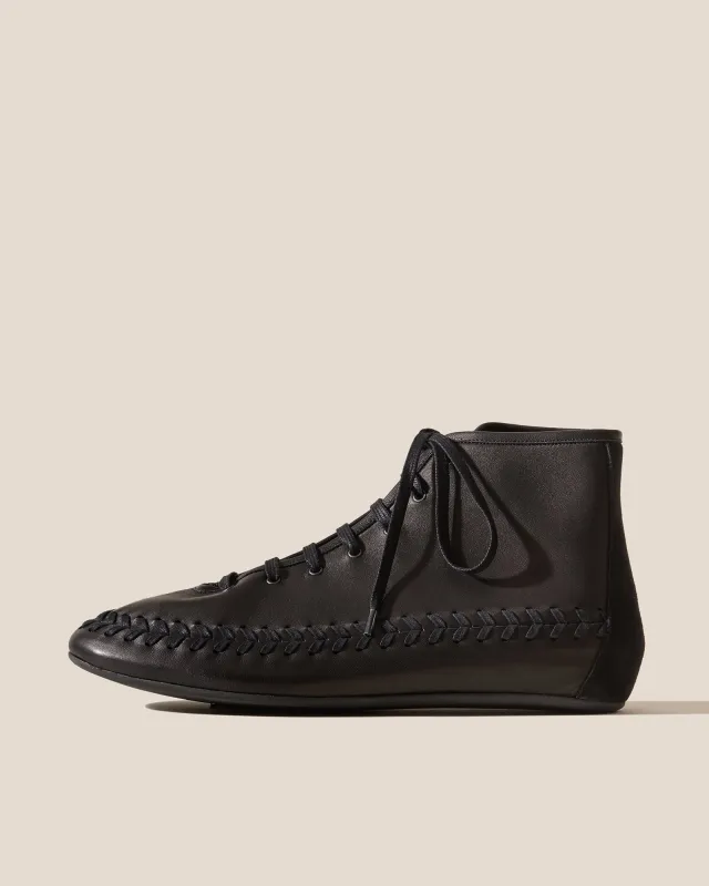 BIRLA CHUKKA - FOR ALL - Braided Leather Sporty Shoe made by Hereu Studio