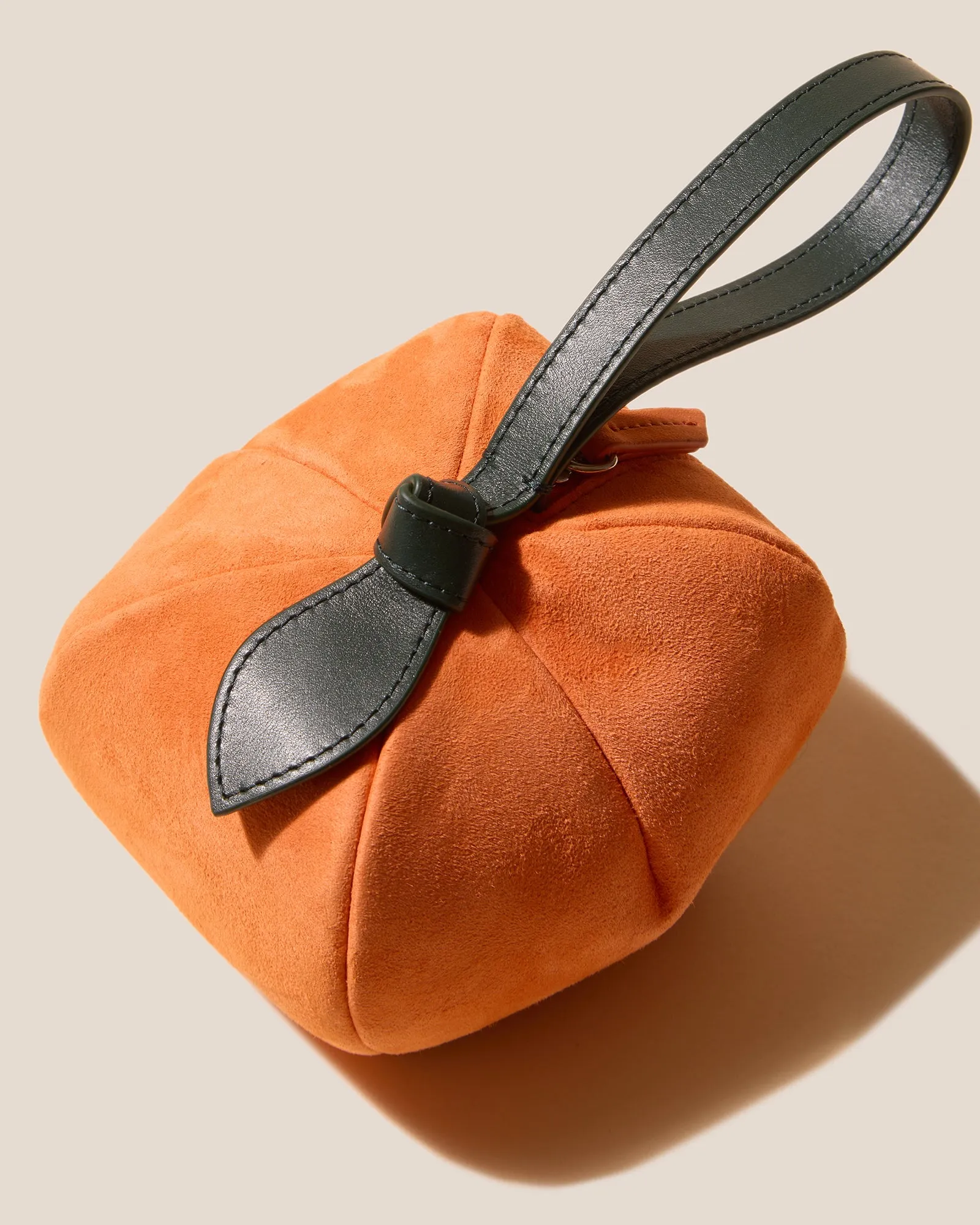 PRESSEC - Peach-Shaped Leather Coin Purse sold by Hereu Studio product image thumbnail 2