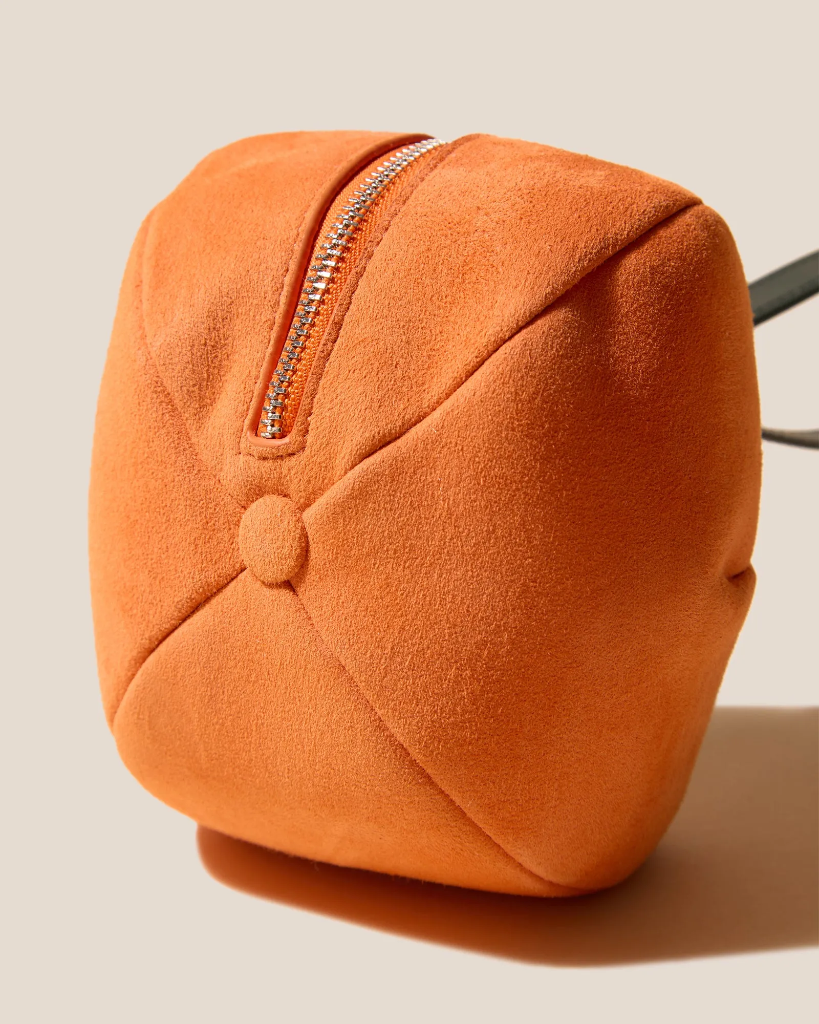 PRESSEC - Peach-Shaped Leather Coin Purse sold by Hereu Studio product image thumbnail 3