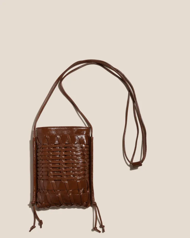 TRENA MINI CRINKLED GLOSSY - Flat Square Crossbody Bag made by Hereu Studio