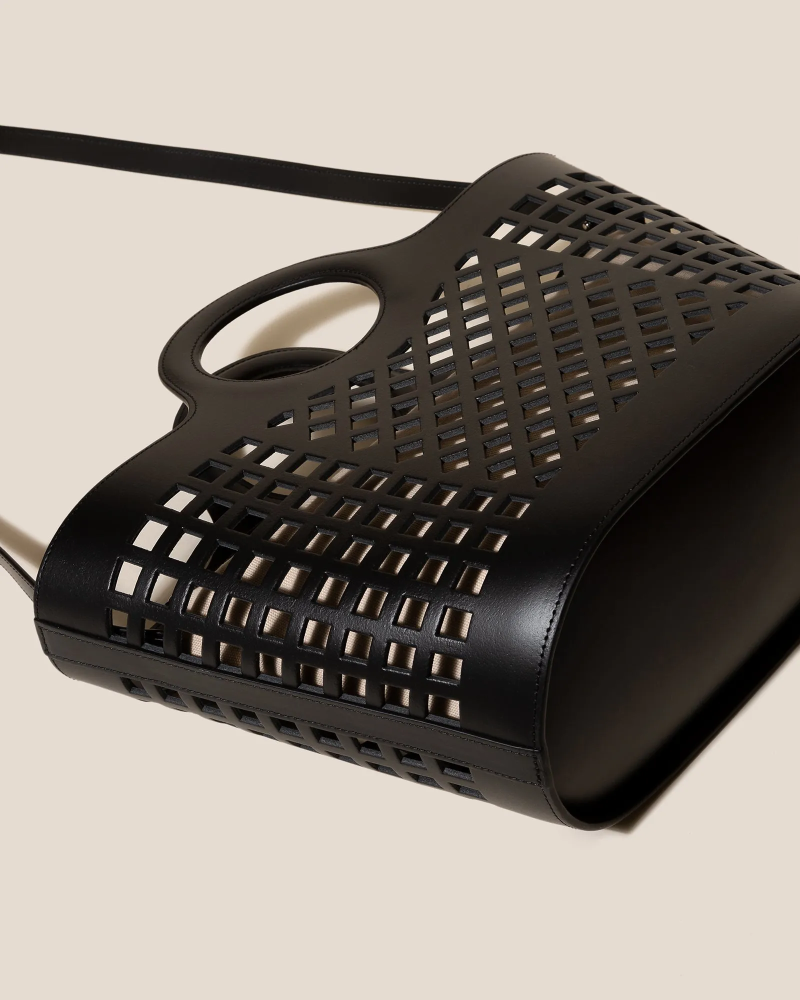 COLMADO - Cut-out Leather Tote Bag sold by Hereu Studio product image thumbnail 5