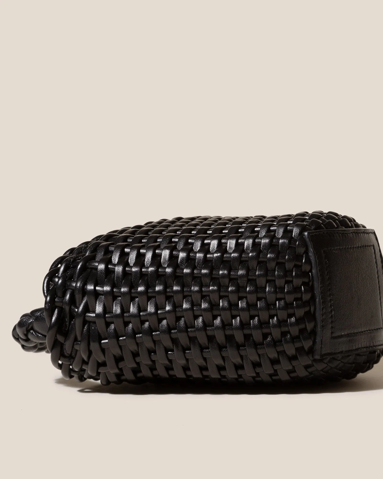 FIOL TOTE LEATHER - Hand-Braided Mini Tote Bag sold by Hereu Studio product image thumbnail 4