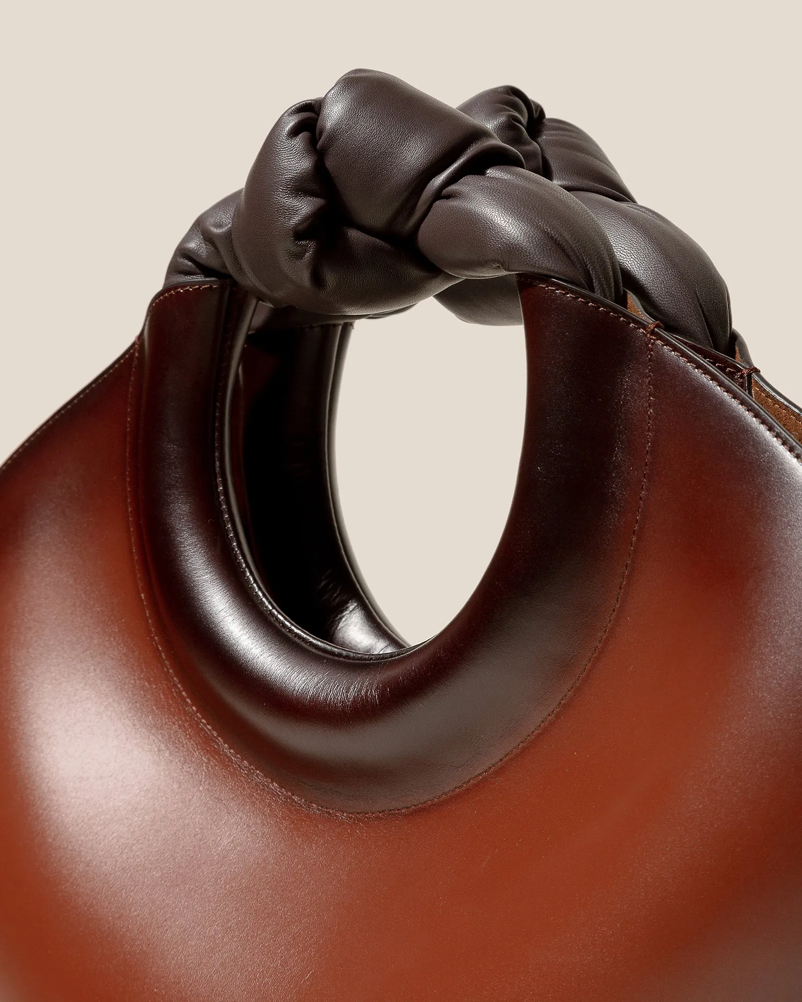 CASTELL AIRBRUSHED - Knotted-handle Leather Tote Bag sold by Hereu Studio product image thumbnail 4