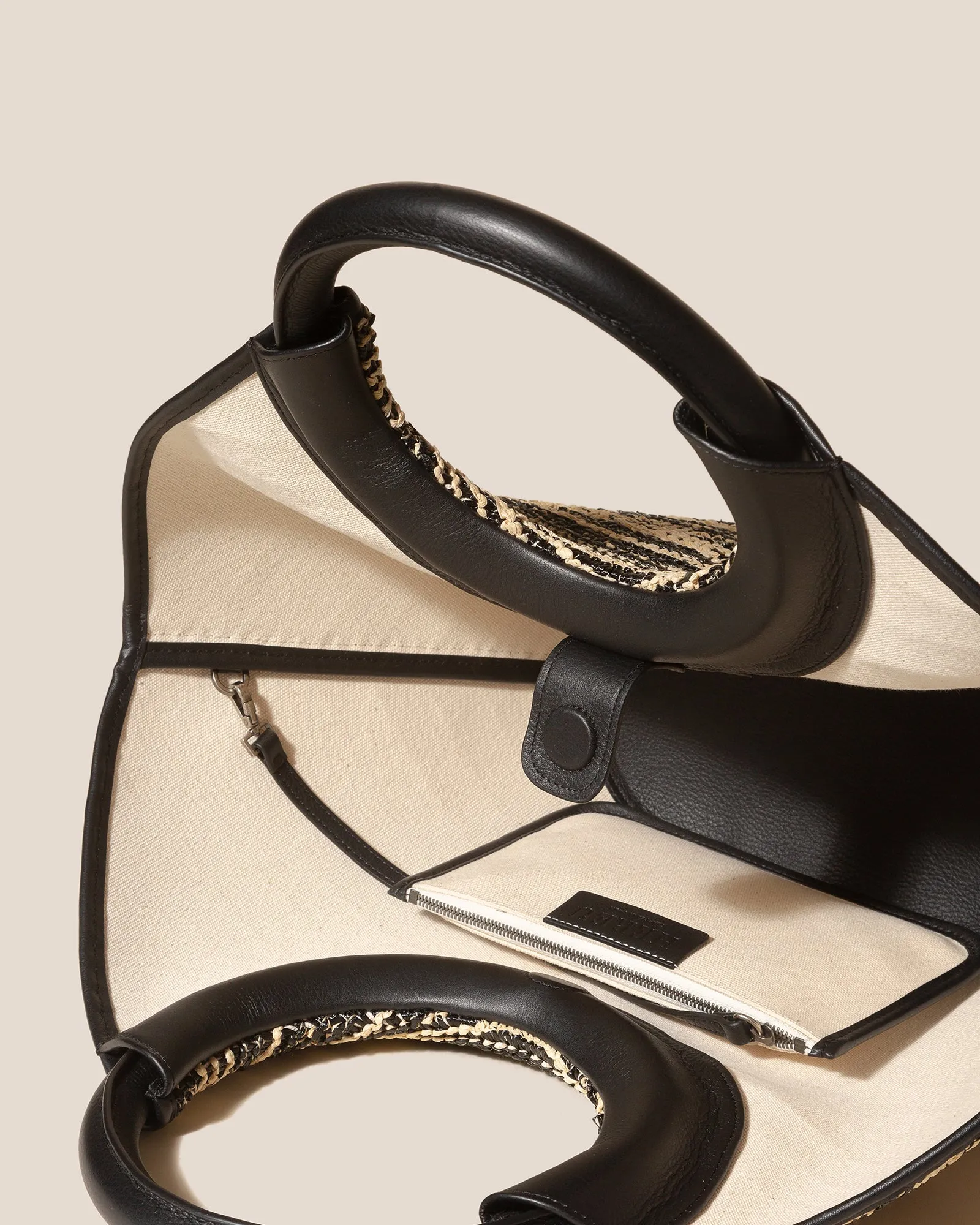 CABASSA RAFFIA BICOLOUR - Round-handle Tote Bag sold by Hereu Studio product image thumbnail 3