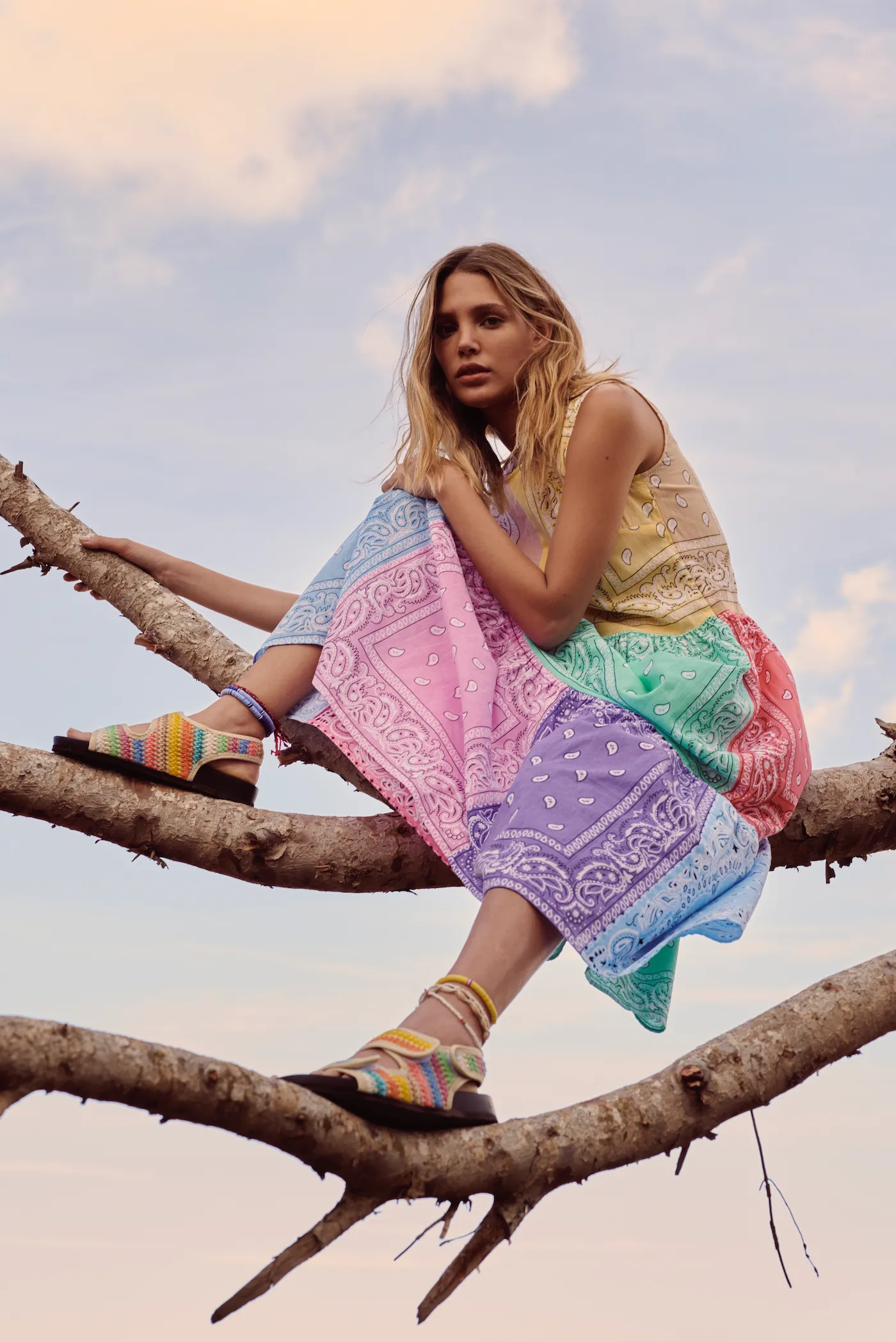 Apache rafia multicolor sold by Arizona Love product image thumbnail 2