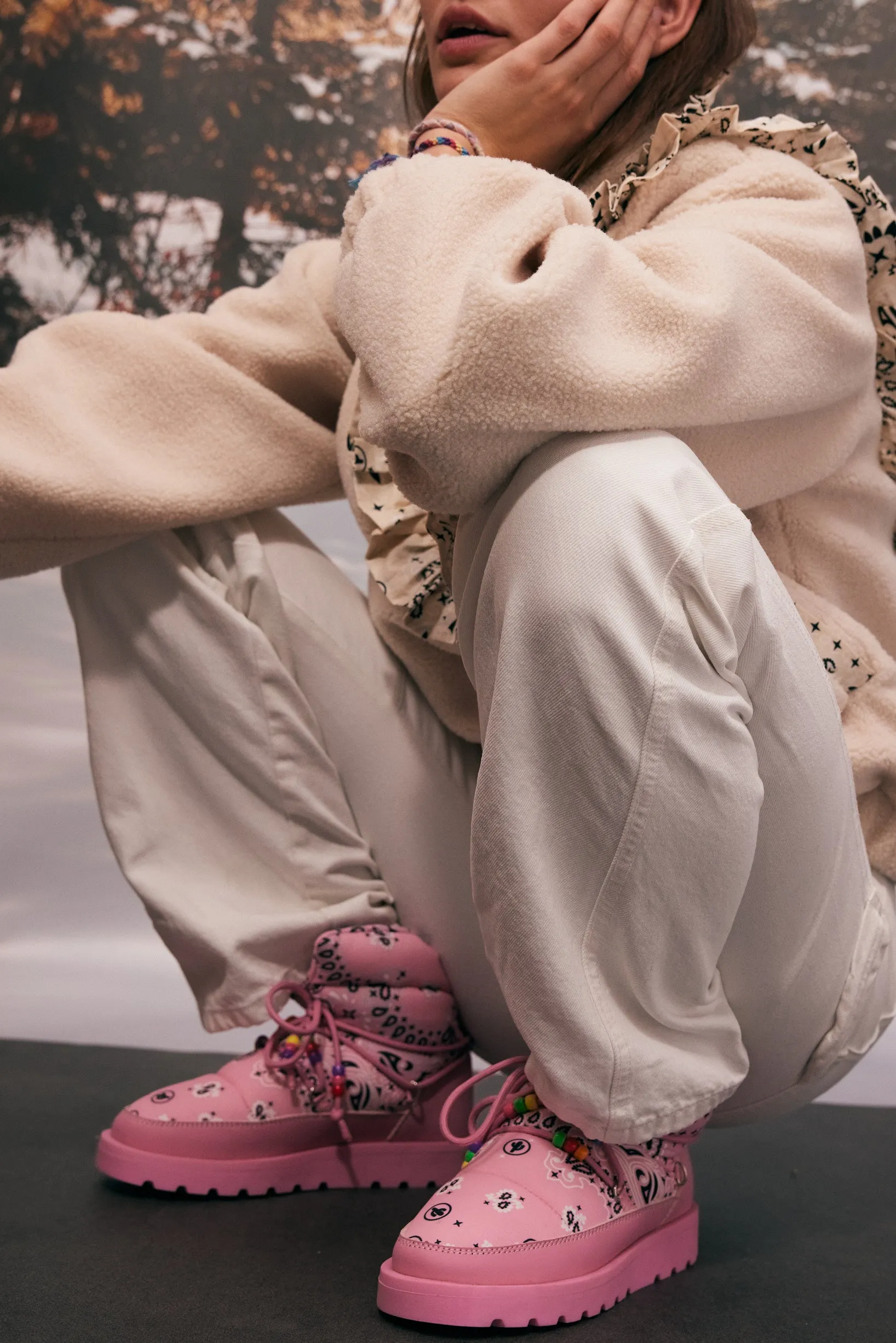 Snow boots pink sold by Arizona Love product image thumbnail 2