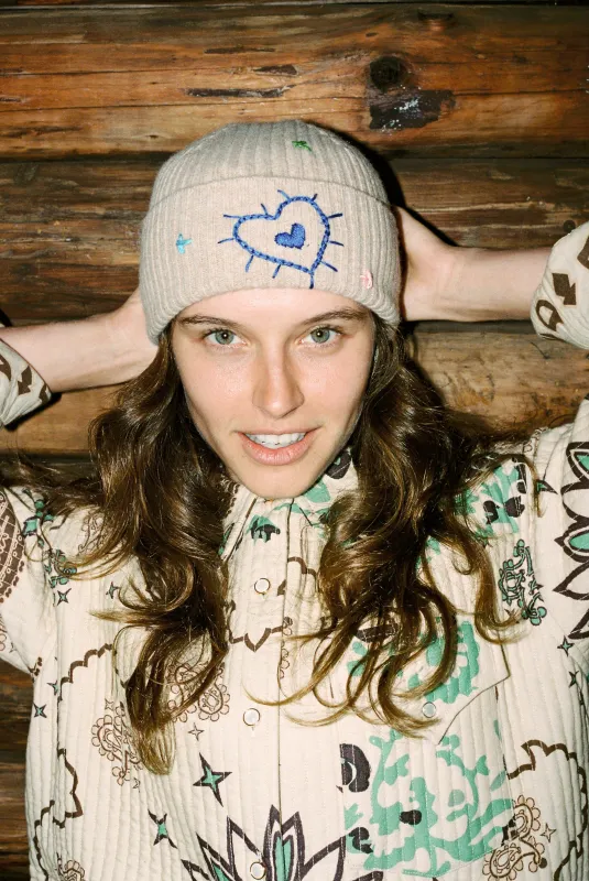 Knited hat beige made by Arizona Love