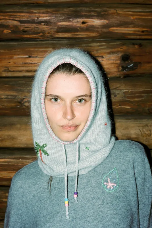 Hoodie hat light grey made by Arizona Love