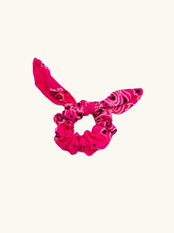 Scrunchy Chouchou Fluo Fuchsia sold by Arizona Love