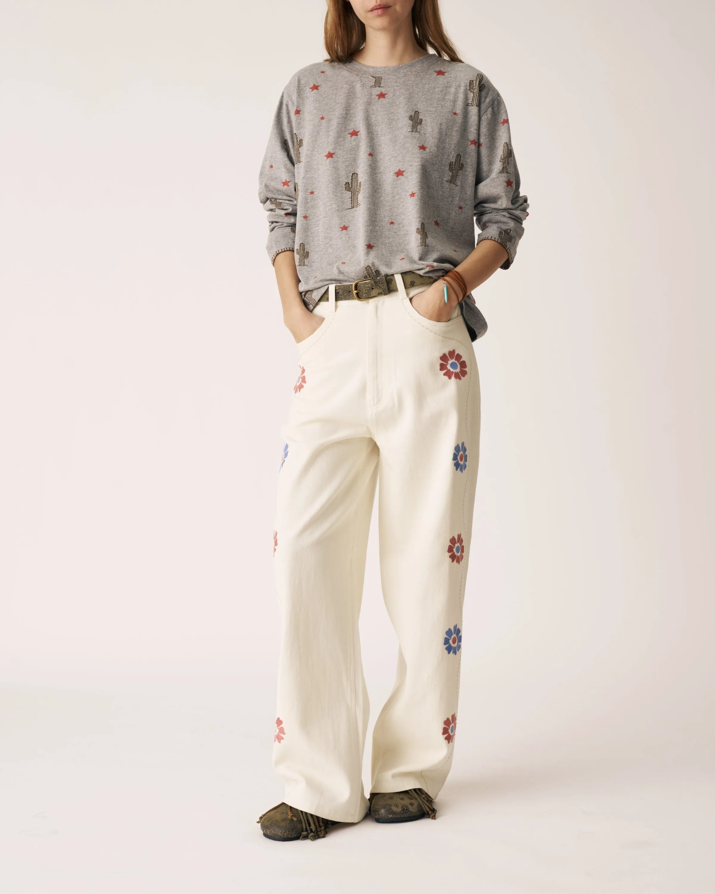 Ali T-shirt grey sold by Arizona Love product image thumbnail 3