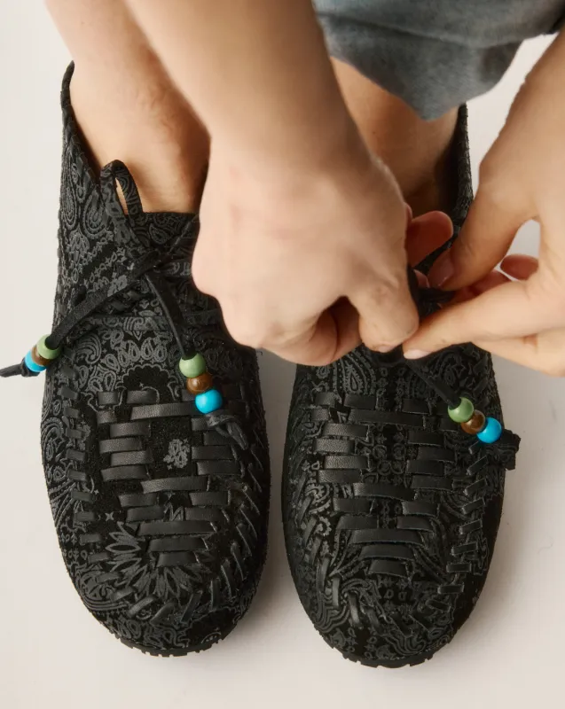 Anouk loafers black made by Arizona Love