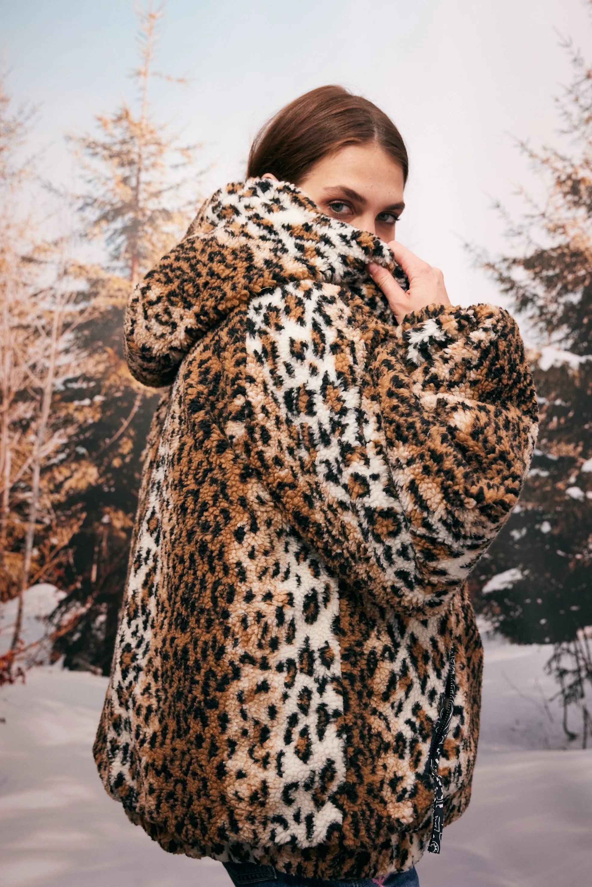 HILLS JACKET LEOPARD PRINT sold by Arizona Love