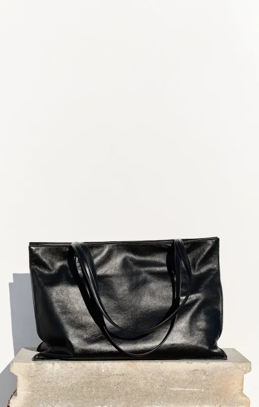 Yumi Sling sold by Maeden